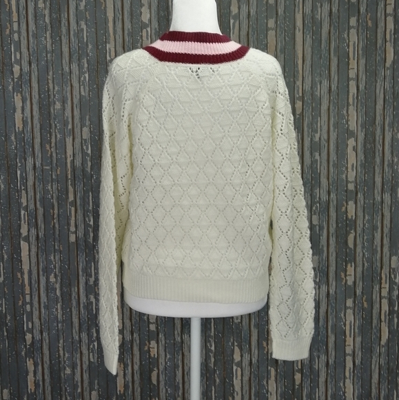 Derek Heart ❤️ Open Knit V-Neck Sweater (Medium) - Picture 5 of 7